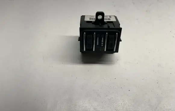 Dodge Charger Other switches/knobs/shifts 68141052AD