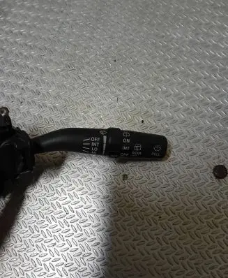 Toyota Land Cruiser (J120) Wiper control stalk 17A164LH1