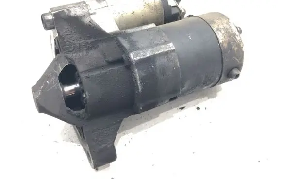Citroen C5 Starter motor M000T82081