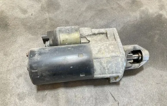 Mercedes-Benz CLS C219 Starter motor