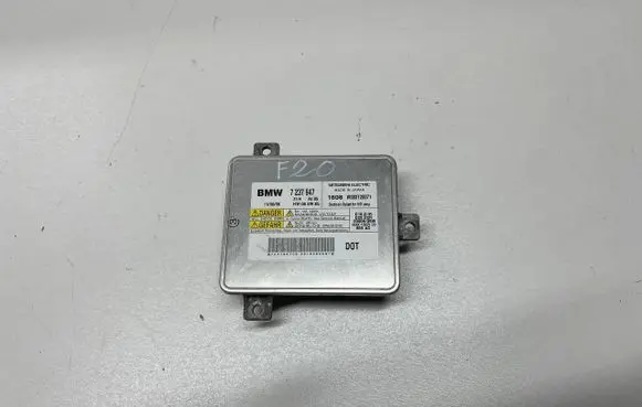 BMW 1 F20 F21 Headlight ballast module Xenon 7237647