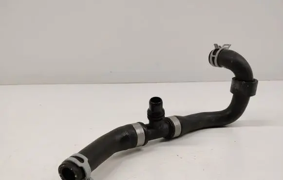 Volvo V60 Engine coolant pipe/hose 32138615