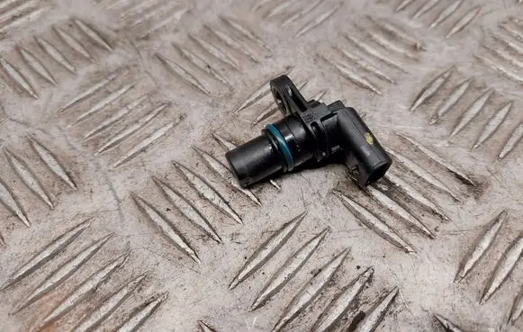 Audi A7 S7 4G Camshaft speed sensor 07L905163C