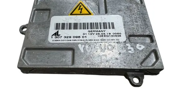 Volvo C30 Headlight ballast module Xenon 130732909801 10EEG130938 1307329098