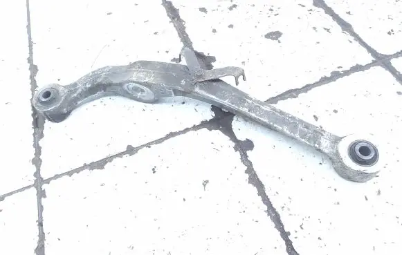 Nissan Qashqai Rear control arm