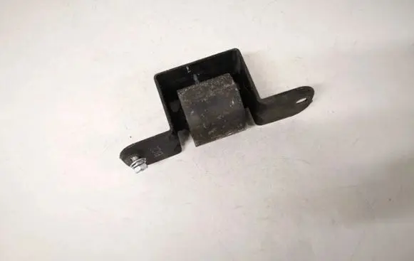 Hyundai ix 55 Engine mount bracket