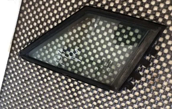Toyota Corolla Verso E121 Front triangle window/glass 