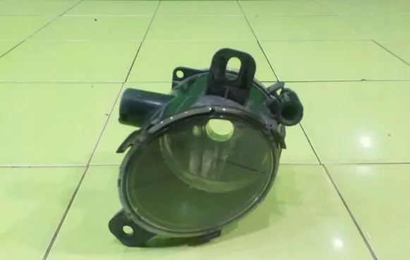 Opel Corsa E Front fog light 13253625 LEWY