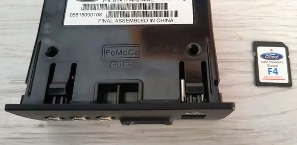 Ford C-MAX II USB socket connector BT4T14F014AE FM5T19H449FC