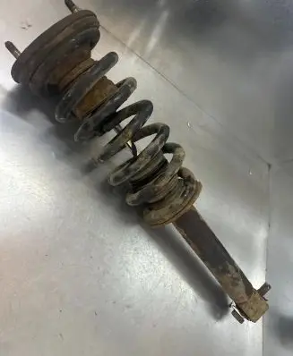 Mitsubishi Pajero Front shock absorber/damper