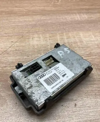 Audi A5 8T 8F Light module LCM 89500248