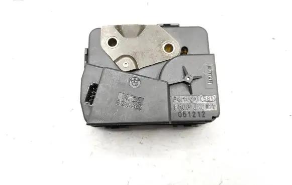BMW 5 E60 E61 Tailgate/trunk/boot lock/catch/latch 8218849 5124