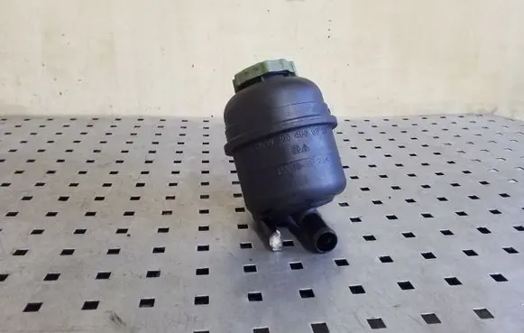 Volkswagen Crafter Power steering fluid tank/reservoir 9064600083