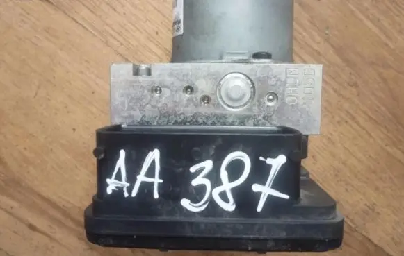 Hyundai ix35 ABS Pump 589202Y670 AA387