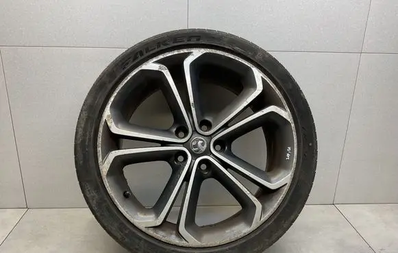 Opel Zafira C R19 alloy rim 