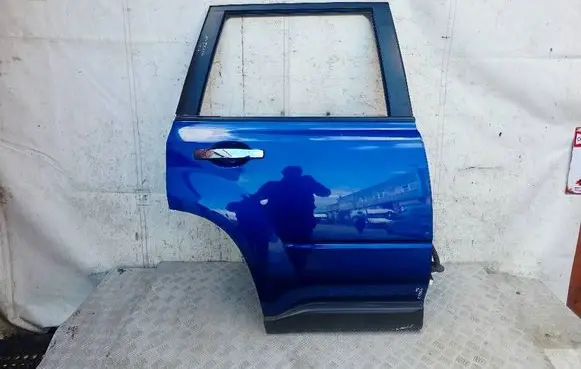Nissan X-Trail T31 Rear door