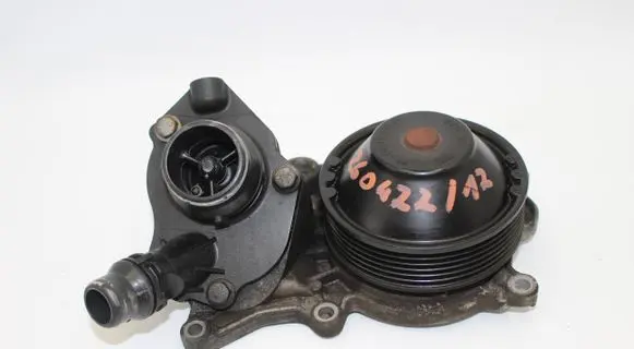 BMW X3 F25 Water pump 7810833