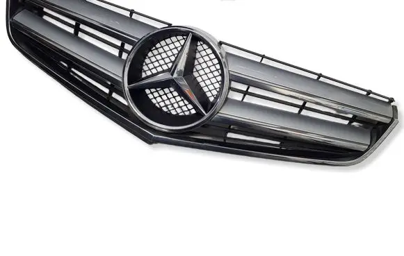 Mercedes-Benz E C207 W207 Front grill A2078880183DDD A2078880460 2078880460