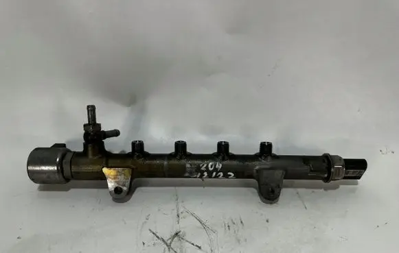 Mercedes-Benz C W204 Fuel main line pipe A6510700595