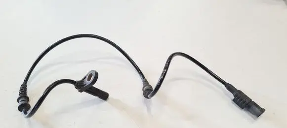 Mercedes-Benz E W211 ABS brake wheel speed sensor A2115401317