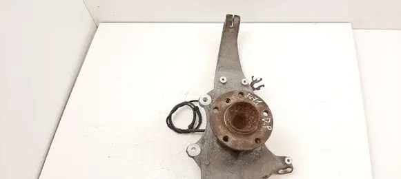 BMW 5 F10 F11 Front wheel hub