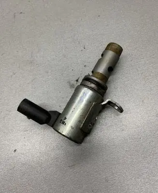 Skoda Octavia Mk2 (1Z) Camshaft vanos timing valve 03C906455A