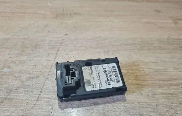 Renault Scenic II - Grand scenic II Ignition key card reader 8200125077