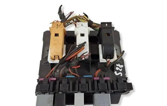 Volkswagen Tiguan Comfort/convenience module 5K0937086J BCMPQ35