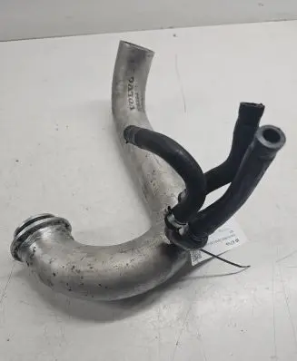 Volvo XC90 Intercooler hose/pipe 30639471