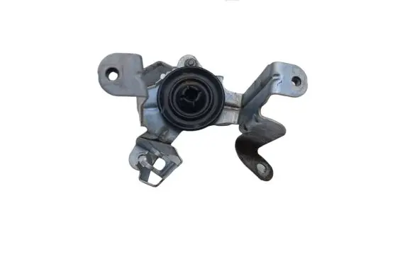 Volkswagen Touareg II Fuel filter bracket/mount holder 7P6127224