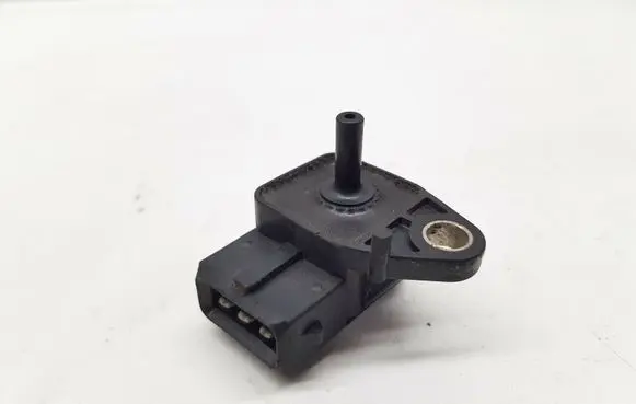 BMW 5 E34 Air pressure sensor 2244674