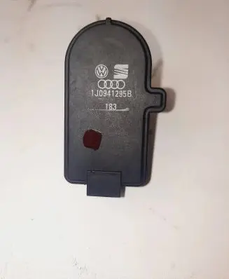 Seat Ibiza III (6L) Headlight level adjustment motor 1J0941295B