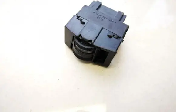 Audi A6 S6 C5 4B Headlight level height control switch 4b0919094a