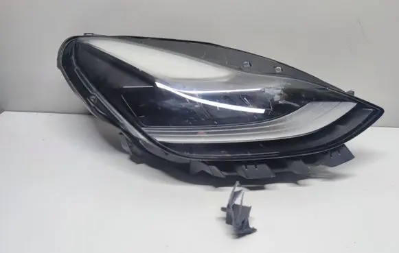 Tesla Model Y Headlight/headlamp 151495300D