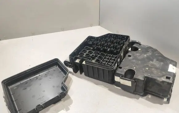 Hyundai Santa Fe Fuse module 9128826000 9121326000 0205070952