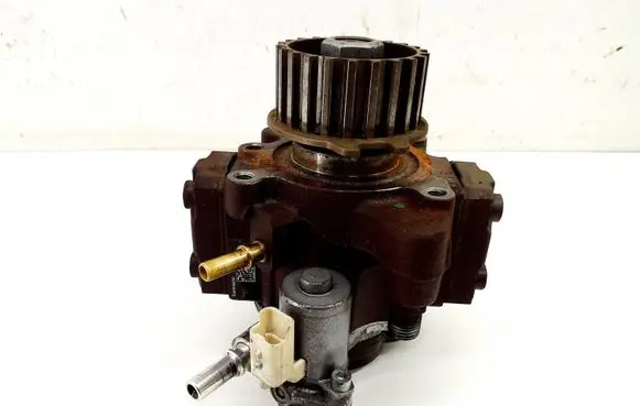 Citroen DS4 Fuel injection high pressure pump 9672605380