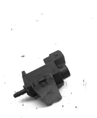 Opel Astra H Engine mount vacuum valve 72244800