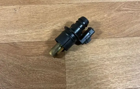 Citroen C5 Intake air temperature sensor 9657540380
