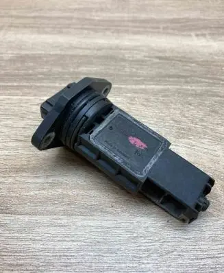 Audi A6 S6 C6 4F Mass air flow meter 662213A