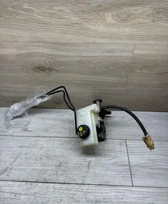 Audi A3 S3 8V Master brake cylinder 5Q1611301 32668423