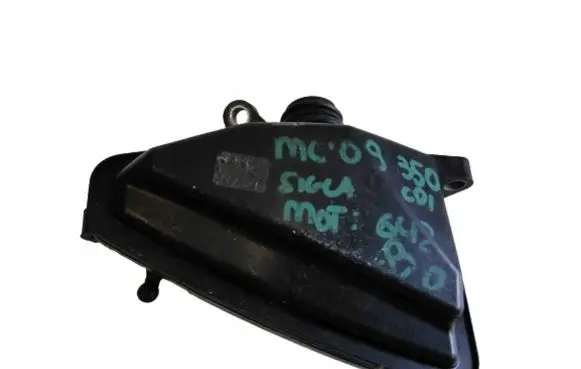 Mercedes-Benz S W221 Intake resonator A6421400087