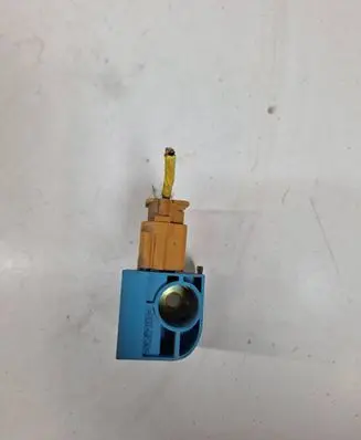 KIA Sorento Airbag deployment crash/impact sensor 959203E100 47040214 5WK43228