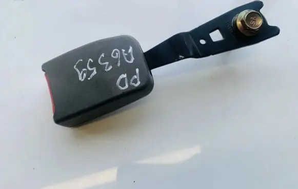 KIA Rio Front seatbelt buckle 030409