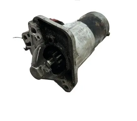 Renault Scenic II - Grand scenic II Starter motor M000T87881 8200584675A