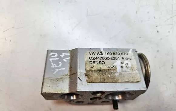 Skoda Yeti (5L) Air conditioning (A/C) expansion valve 1K0820679