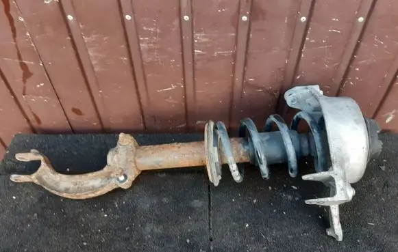 Audi Q5 SQ5 Front shock absorber with coil spring 8R0031F