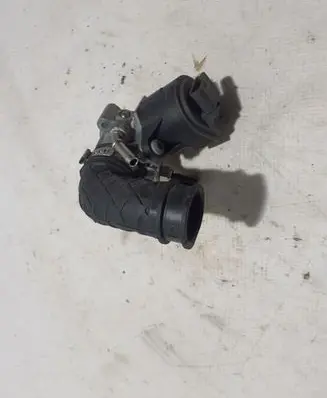Mercedes-Benz C W206 EGR valve A6541405700