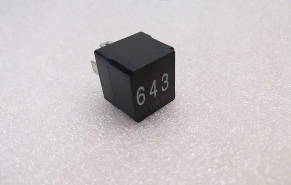 Audi A6 S6 C6 4F Other relay 8K0951253