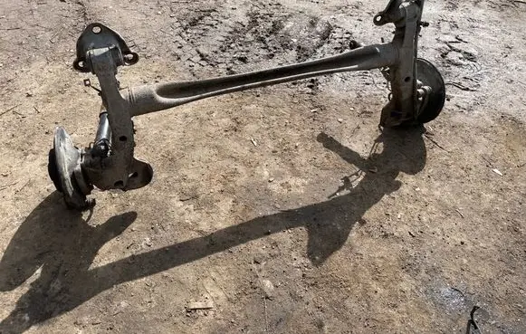 Opel Zafira B Rear axle beam 13128334