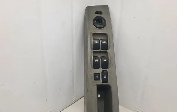 KIA Sorento Other switches/knobs/shifts FYSD38 M75C